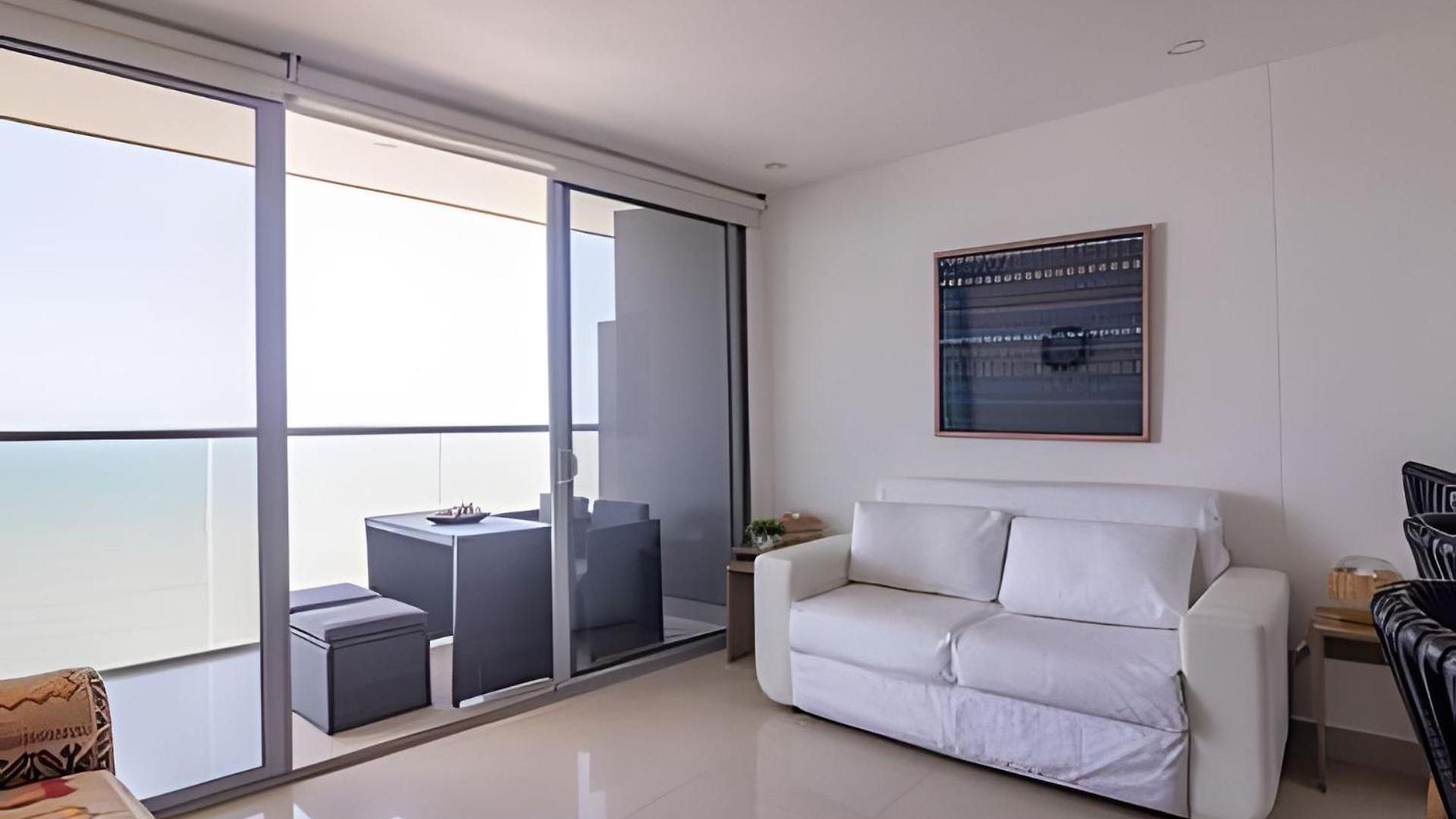 Lujoso Apto De 1 Habitación En Piso 14-morros Apartamento *