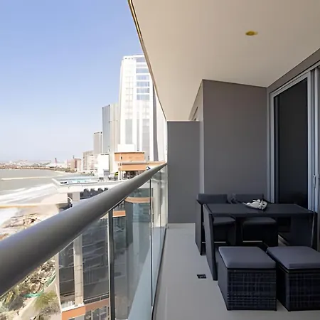 Lujoso Apto De 1 En Piso 14-morros Apartment