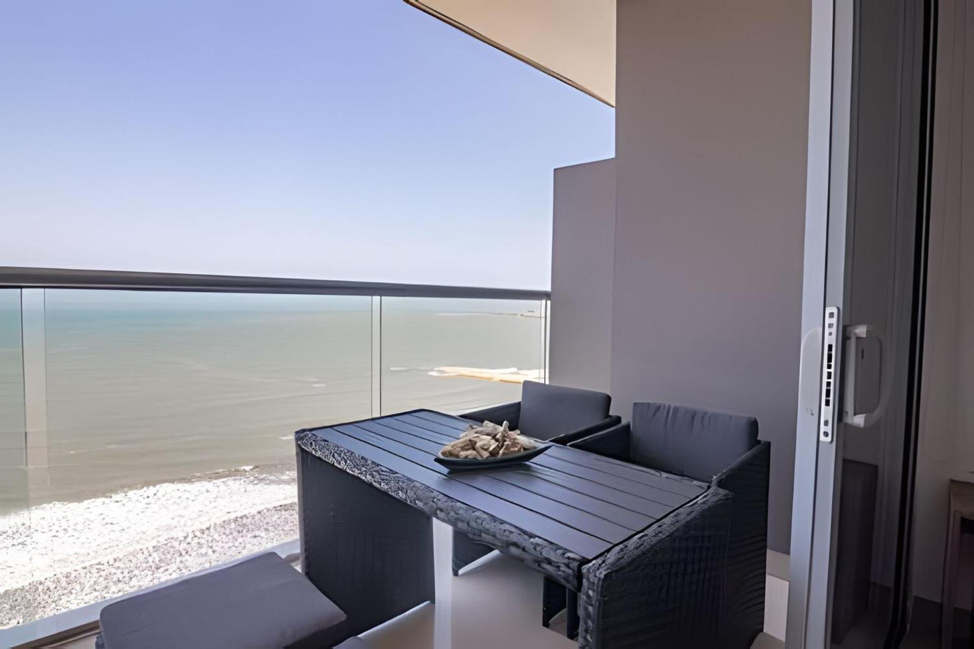 Apartment Lujoso Apto De 1 En Piso 14-morros *